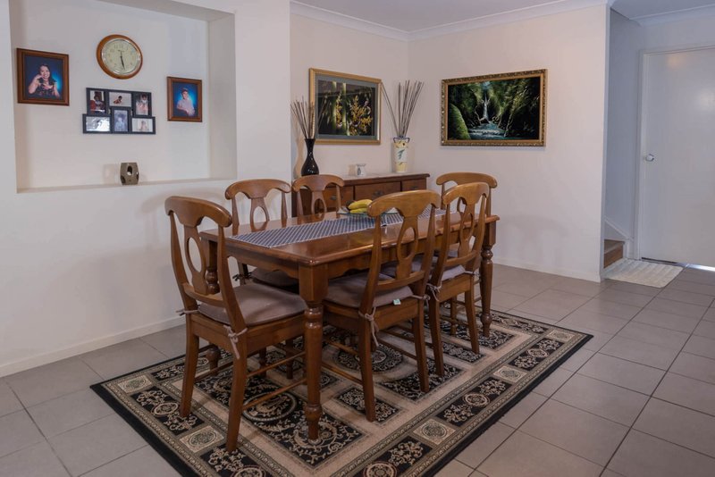 Photo - 26/27 Heathwood St , Taigum QLD 4018 - Image 6