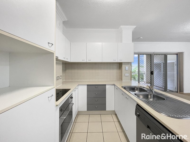 Photo - 26/28 Belgrave Road, Indooroopilly QLD 4068 - Image 5