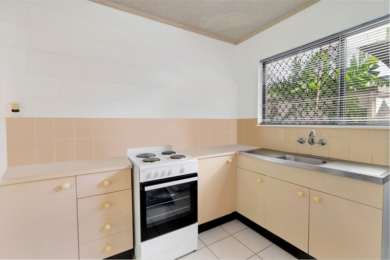 Photo - 2/63-65 Moore Street, Trinity Beach QLD 4879 - Image 5