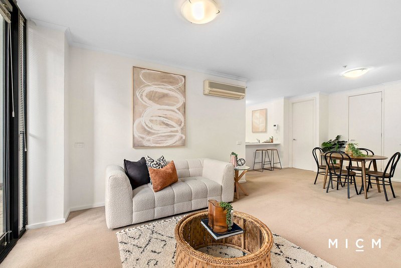 Photo - 2/63 Dorcas Street, South Melbourne VIC 3205 - Image 2