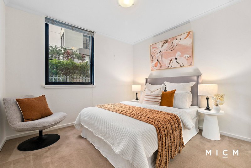 Photo - 2/63 Dorcas Street, South Melbourne VIC 3205 - Image 6