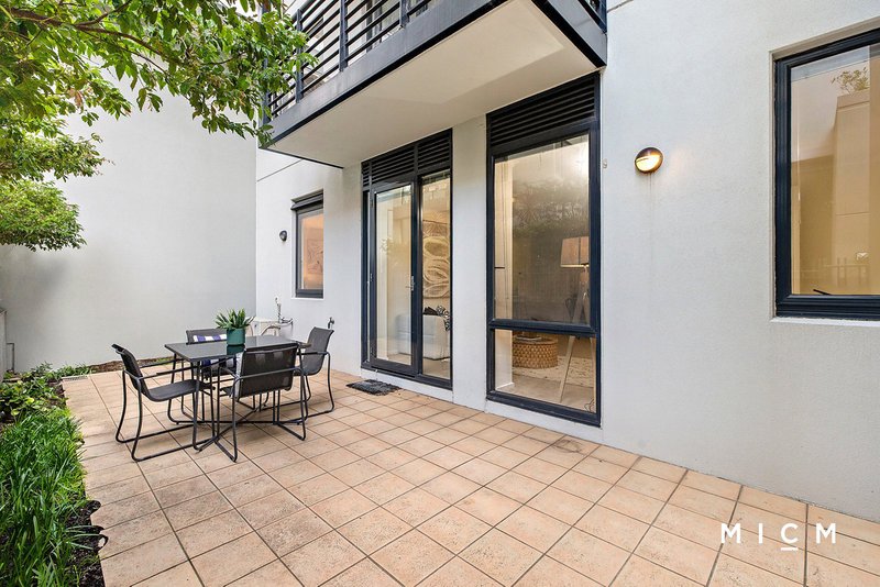 Photo - 2/63 Dorcas Street, South Melbourne VIC 3205 - Image 8