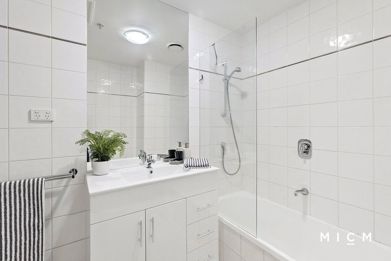 Photo - 2/63 Dorcas Street, South Melbourne VIC 3205 - Image 9