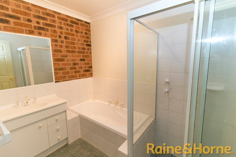 Photo - 2/63 Gipps Street, Dubbo NSW 2830 - Image 5