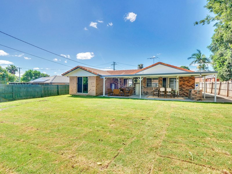 Photo - 263 Henty Drive, Redbank Plains QLD 4301 - Image 16