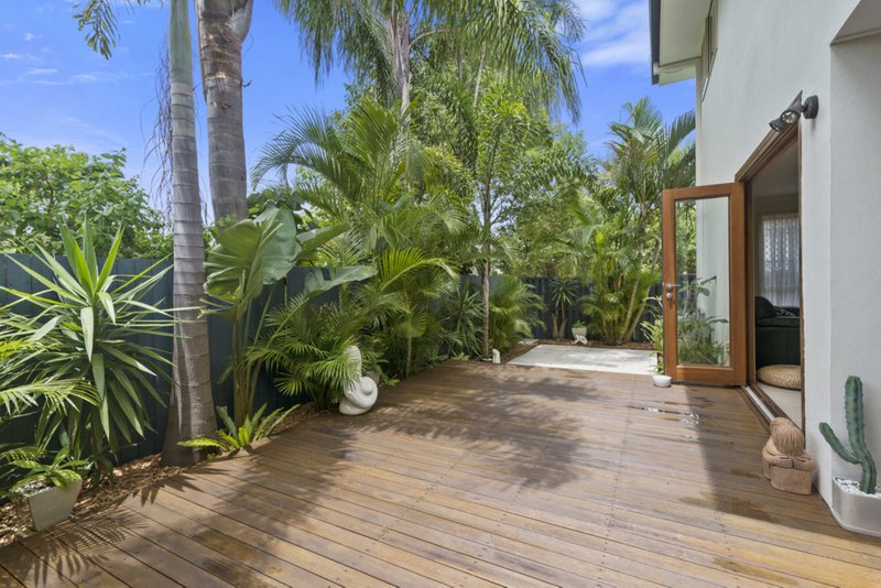 Photo - 2/63 Laguna Avenue, Palm Beach QLD 4221 - Image 15