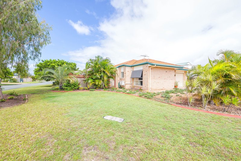 Photo - 2/63 Pacific Drive, Banksia Beach QLD 4507 - Image 14