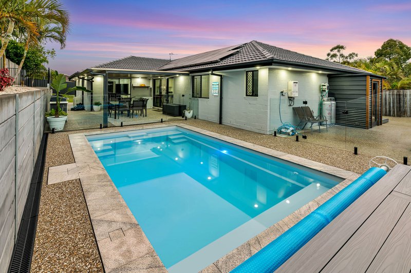 Photo - 263 Universal Street, Oxenford QLD 4210 - Image 16