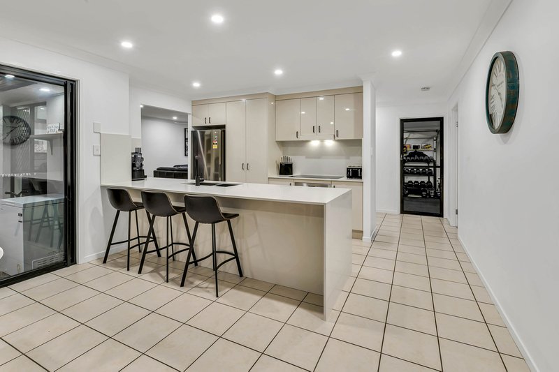 Photo - 263 Universal Street, Oxenford QLD 4210 - Image 28