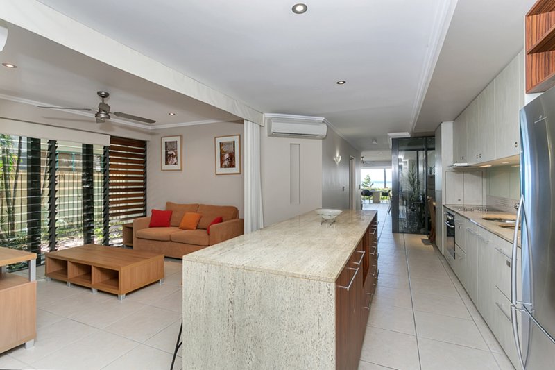 Photo - 2/63 Vasey Esplanade, Trinity Beach QLD 4879 - Image 2