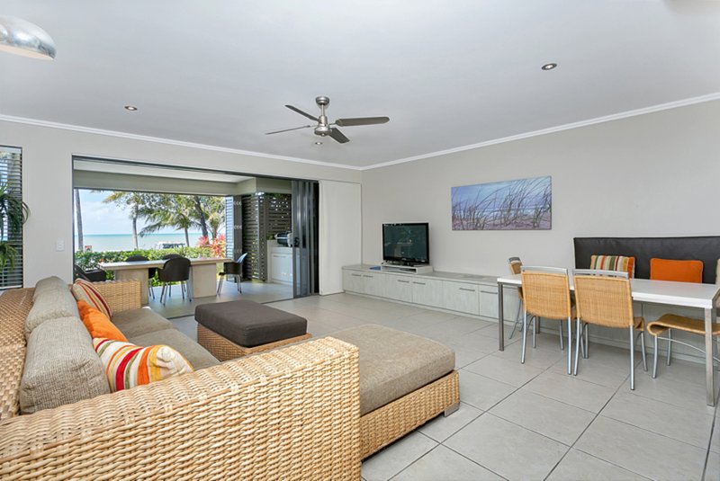 Photo - 2/63 Vasey Esplanade, Trinity Beach QLD 4879 - Image 6