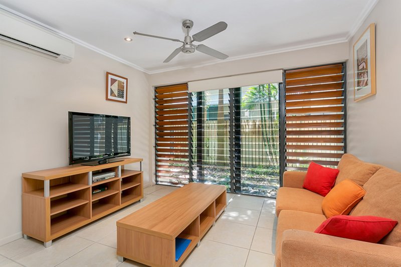 Photo - 2/63 Vasey Esplanade, Trinity Beach QLD 4879 - Image 7