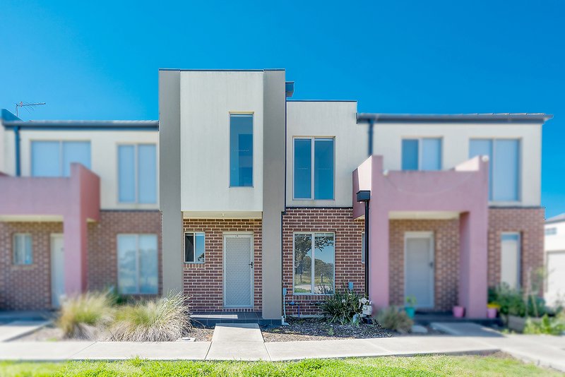 Photo - 26/335 Grand Boulevard, Craigieburn VIC 3064 - Image 9