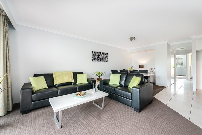 Photo - 26/37 Bayview Street, Runaway Bay QLD 4216 - Image 2