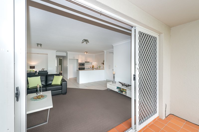 Photo - 26/37 Bayview Street, Runaway Bay QLD 4216 - Image 8