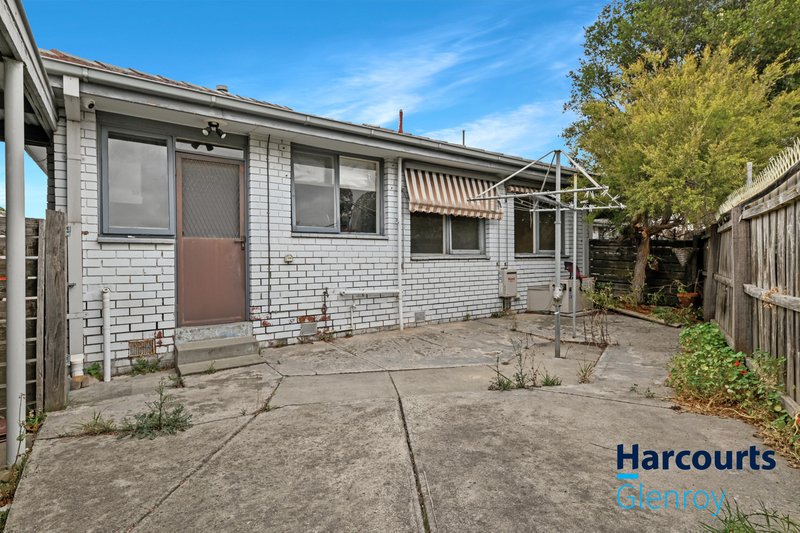 Photo - 2/64-66 Stewart Grove, Campbellfield VIC 3061 - Image 10