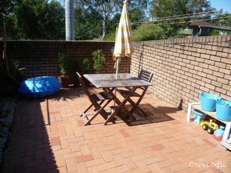 Photo - 2/64-74 Ferry Road, Thorneside QLD 4158 - Image 5