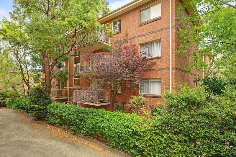 Photo - 2/64 Albert Street, Hornsby NSW 2077 - Image 6