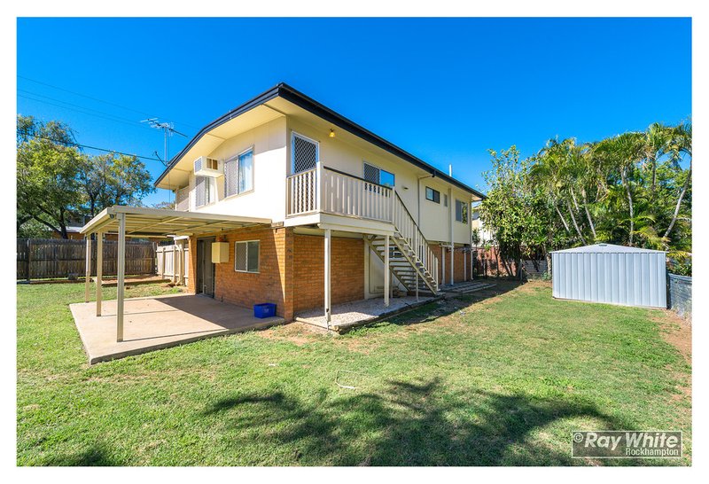 Photo - 264 Blanchfield Street, Koongal QLD 4701 - Image 4