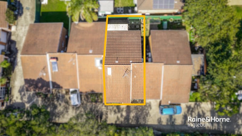Photo - 2/64 Edgar Street, Macquarie Fields NSW 2564 - Image 11