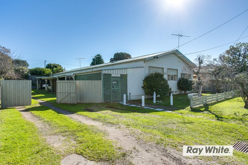 2/64 Fourth Avenue, Rosebud VIC 3939