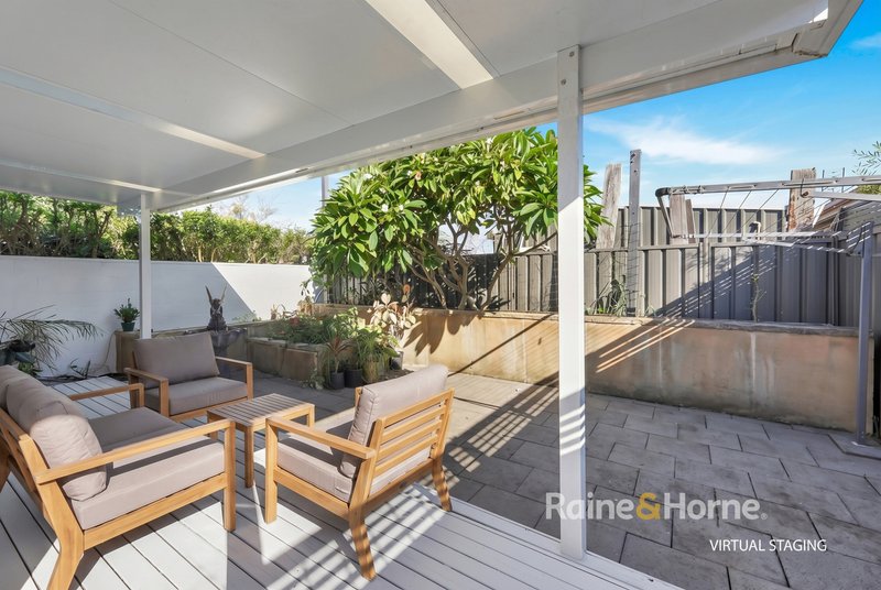 Photo - 2/64 Gallipoli Avenue, Blackwall NSW 2256 - Image 6