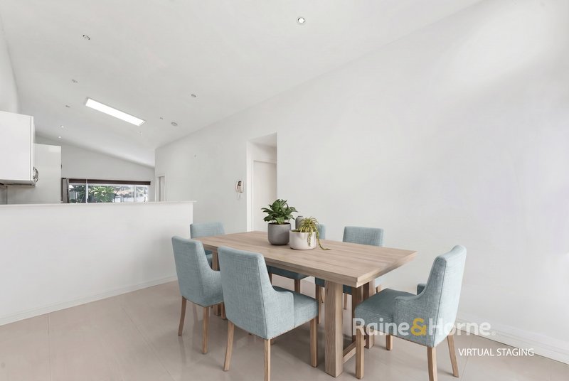 Photo - 2/64 Gallipoli Avenue, Blackwall NSW 2256 - Image 11