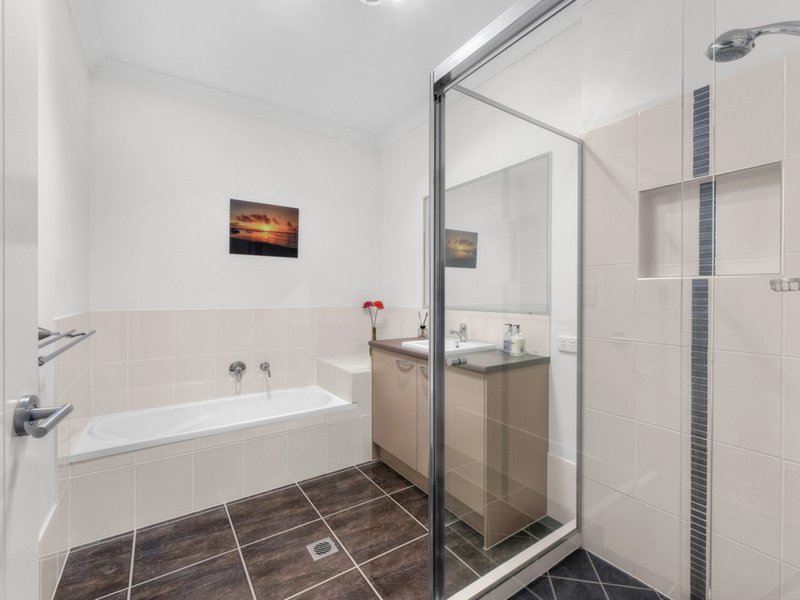 Photo - 2/64 Georgina Street, Woody Point QLD 4019 - Image 13