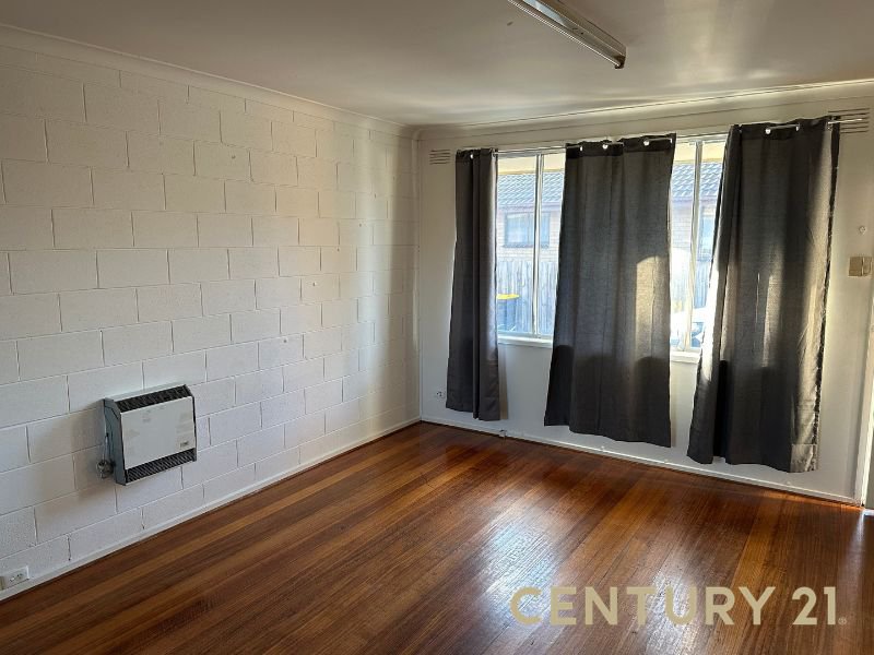 Photo - 2/64 Hammond Road, Dandenong South VIC 3175 - Image 2