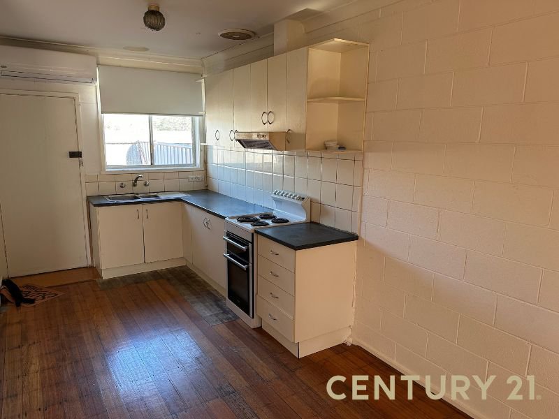 Photo - 2/64 Hammond Road, Dandenong South VIC 3175 - Image 5