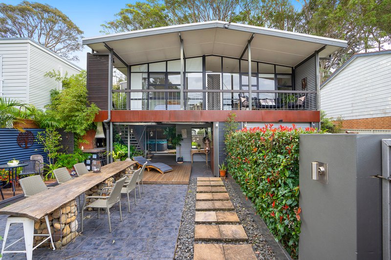 Photo - 264 Lakedge Ave , Berkeley Vale NSW 2261 - Image 1
