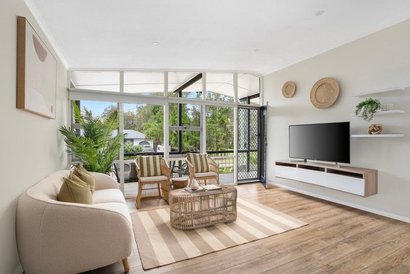 Photo - 264 Lakedge Ave , Berkeley Vale NSW 2261 - Image 2