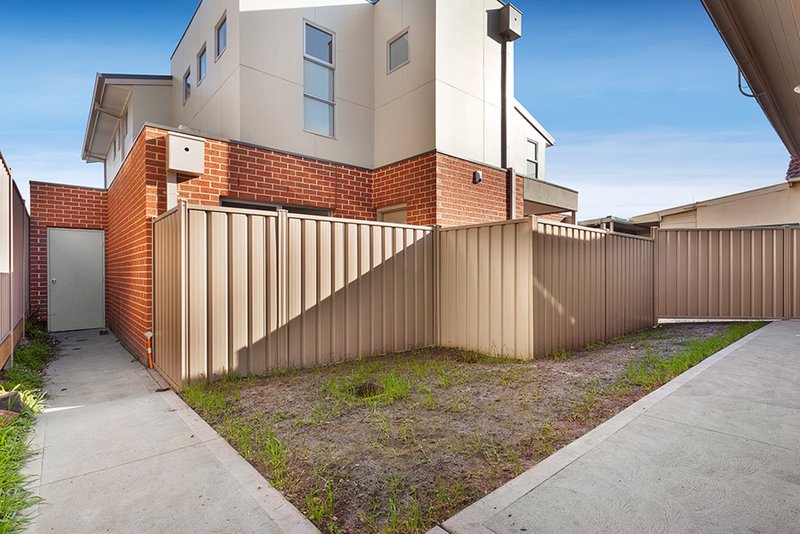 Photo - 264 Moreland Road, Brunswick VIC 3056 - Image 9