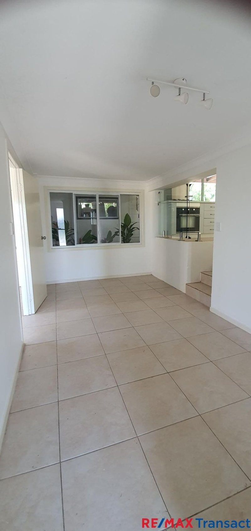 Photo - 2/64 Mortensen Road, Nerang QLD 4211 - Image 3