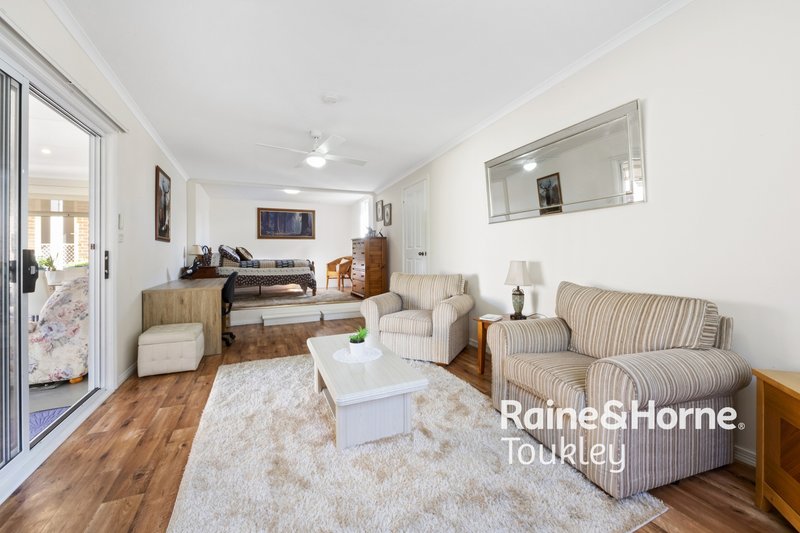 Photo - 264 Tuggerawong Road, Tuggerawong NSW 2259 - Image 21