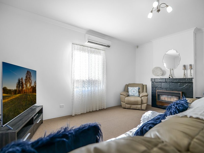 Photo - 264 Vincent Street, Cessnock NSW 2325 - Image 5