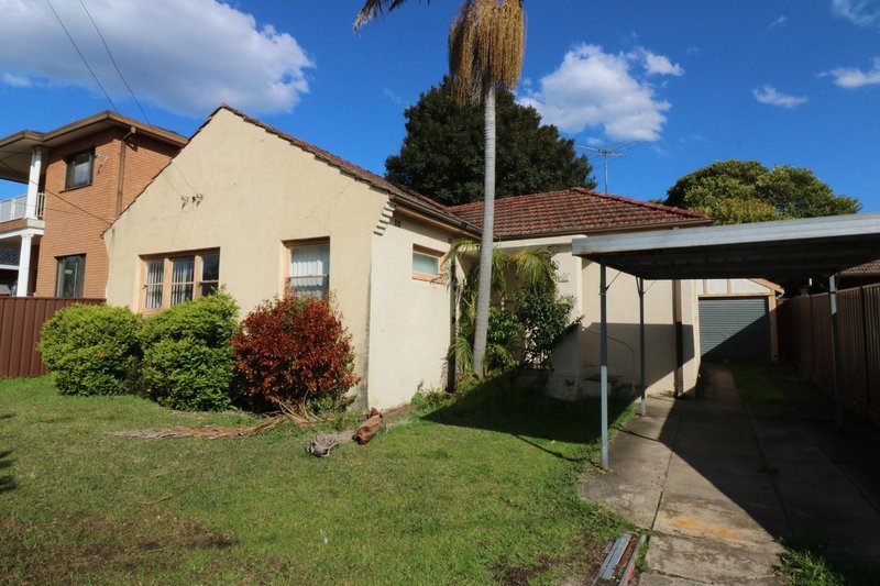 Photo - 264 William Street, Kingsgrove NSW 2208 - Image 1