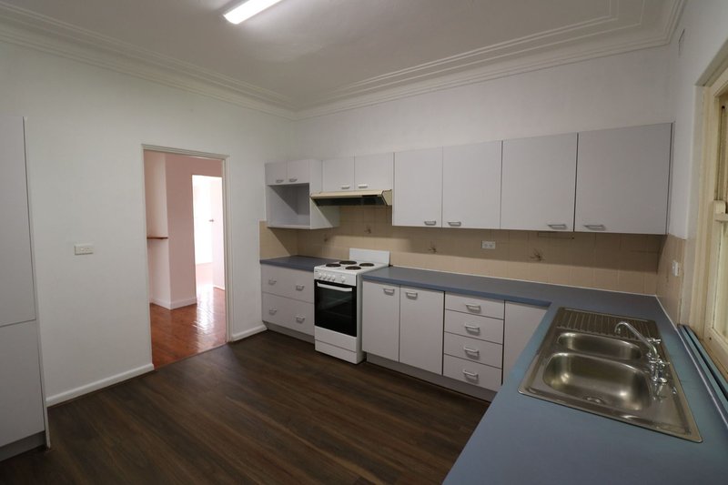 Photo - 264 William Street, Kingsgrove NSW 2208 - Image 3