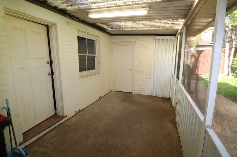 Photo - 264 William Street, Kingsgrove NSW 2208 - Image 8
