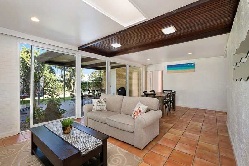 Photo - 264 Wondall Road, Manly West QLD 4179 - Image 8