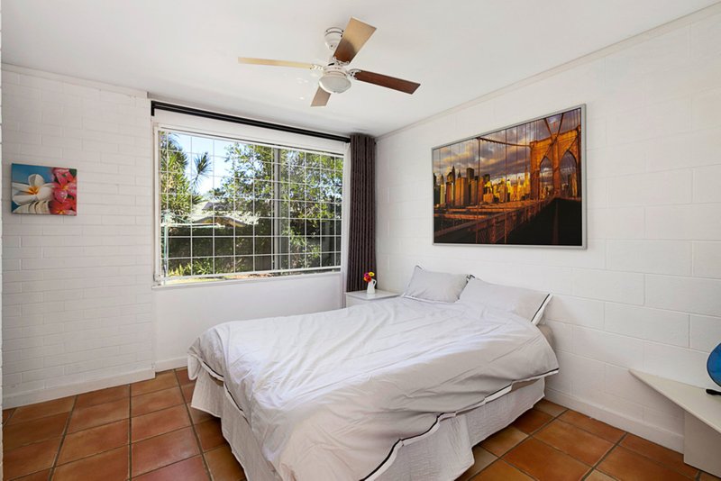 Photo - 264 Wondall Road, Manly West QLD 4179 - Image 15