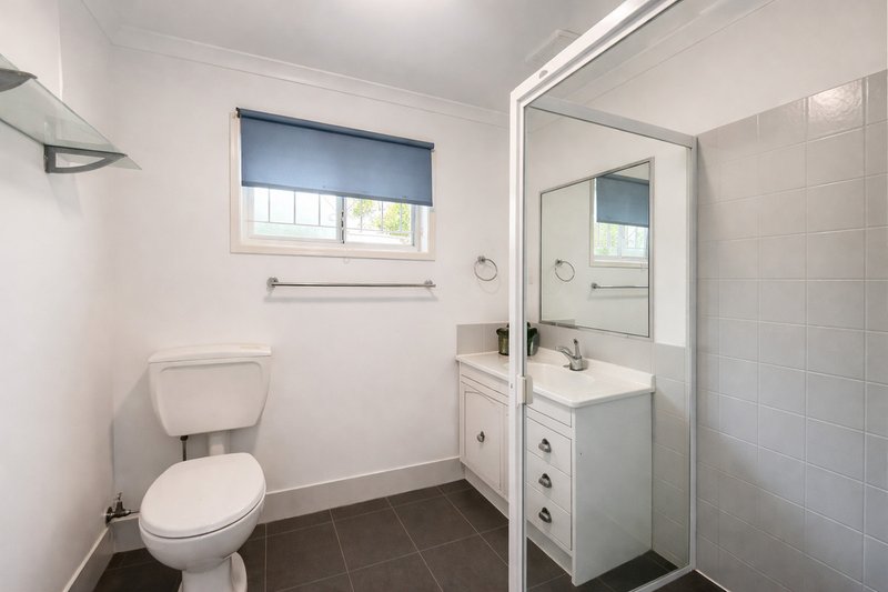 Photo - 2/643 Robinson Road, Aspley QLD 4034 - Image 5