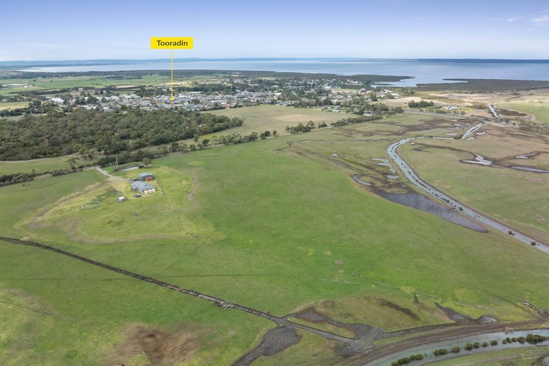 Photo - 2645 South Gippsland Highway, Tooradin VIC 3980 - Image 9