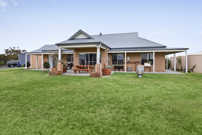 Photo - 2645 South Gippsland Highway, Tooradin VIC 3980 - Image 10