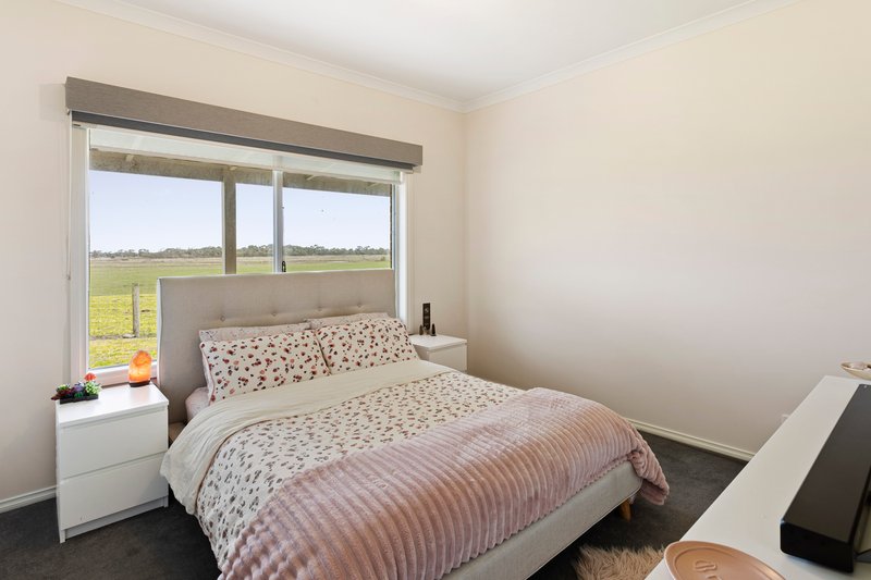 Photo - 2645 South Gippsland Highway, Tooradin VIC 3980 - Image 13