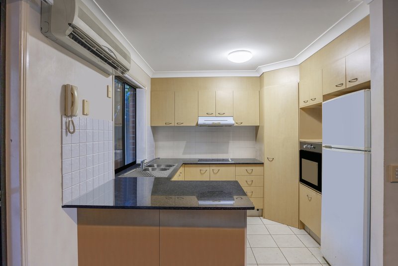 Photo - 264/64 Gilston Road, Nerang QLD 4211 - Image 3