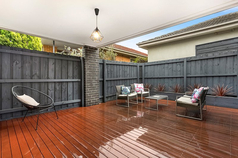 Photo - 2/64A Dundas Street, Thornbury VIC 3071 - Image 5