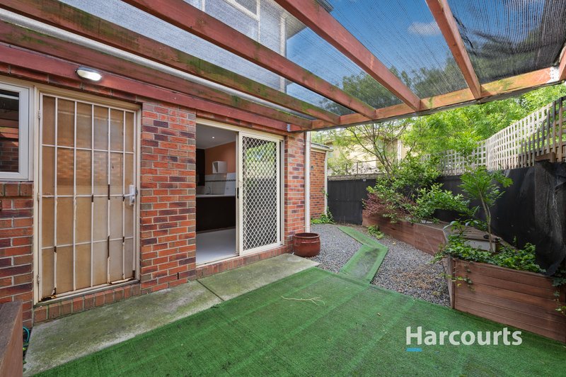 Photo - 2/65-67 Potter Street, Dandenong VIC 3175 - Image 8