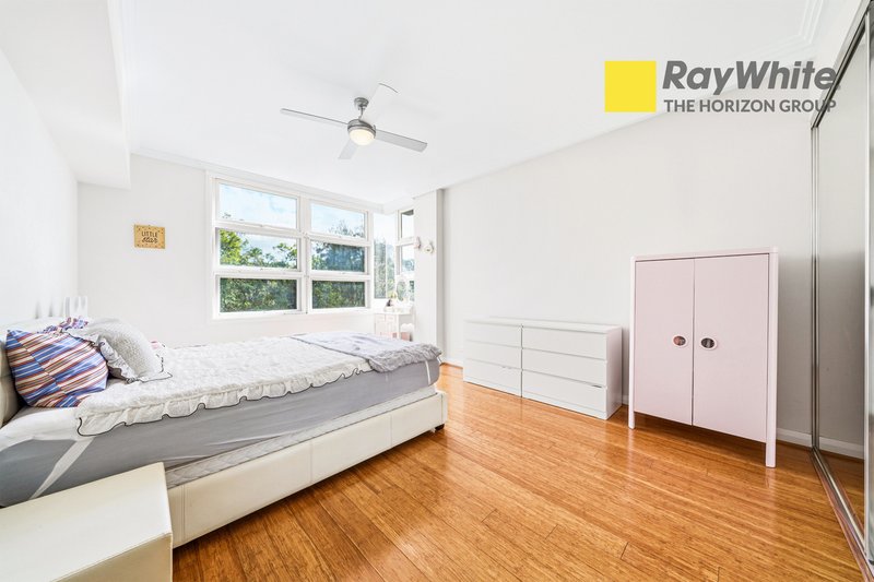 Photo - 26/5 Bay Drive, Meadowbank NSW 2114 - Image 3