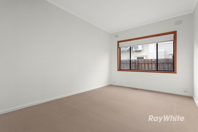 Photo - 265 Booran Road, Caulfield South VIC 3162 - Image 5